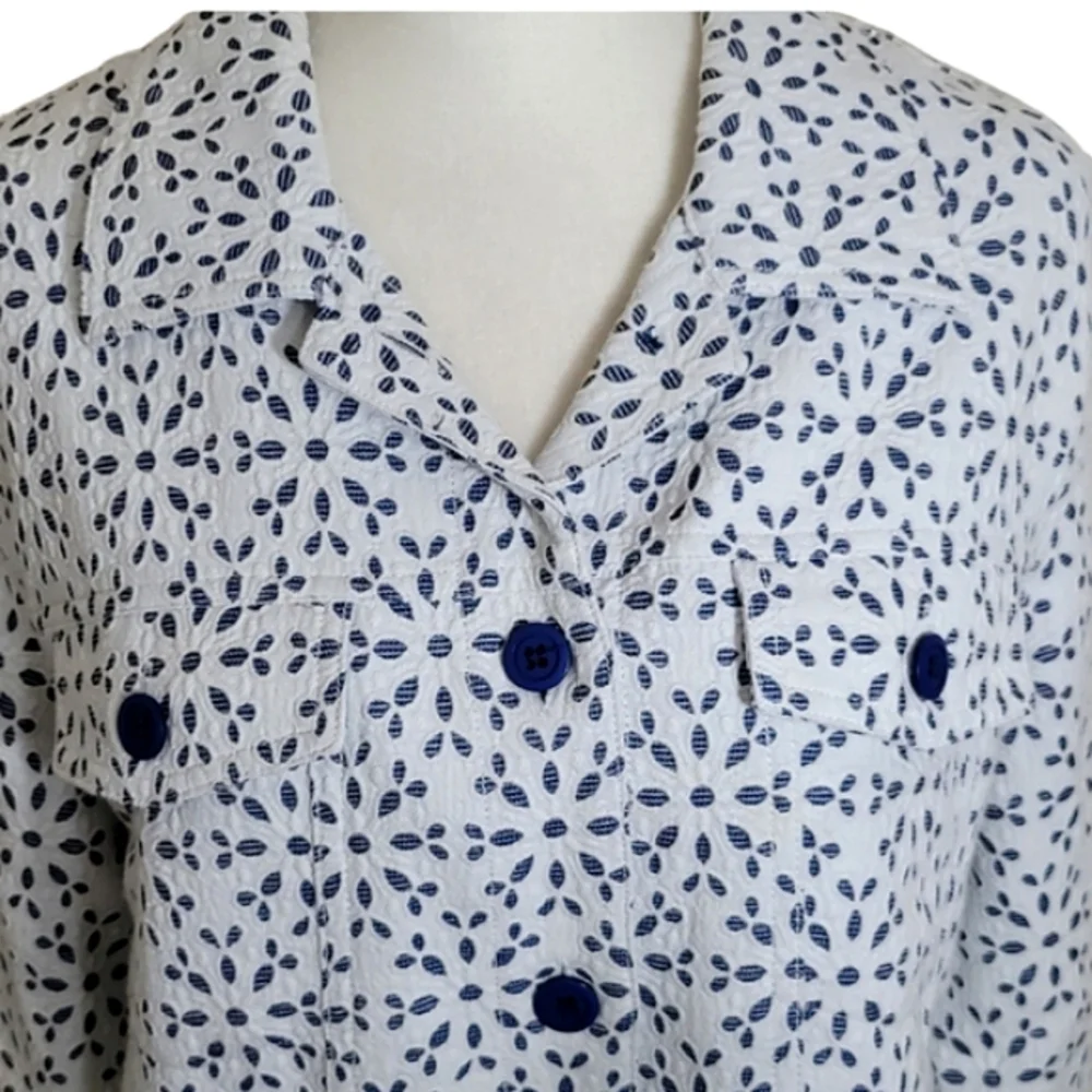 Baxter & Wells Blue & White Eyelet Button Front Jacket Sz Med